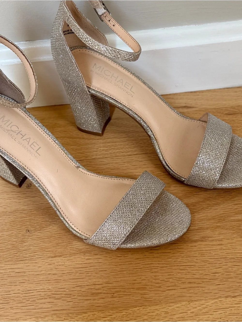 MICHAEL by Michael Shannon Sascha Silver Glitter Block Heels Ankle Strap Size 8